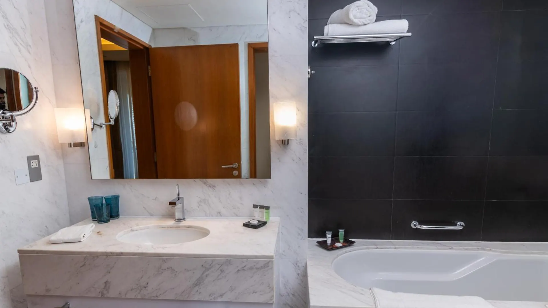 Apartment Ferienwohnung Exceptional 1Br At Kempinski Central Avenue Dubai Vereinigte Arabische Emirate
